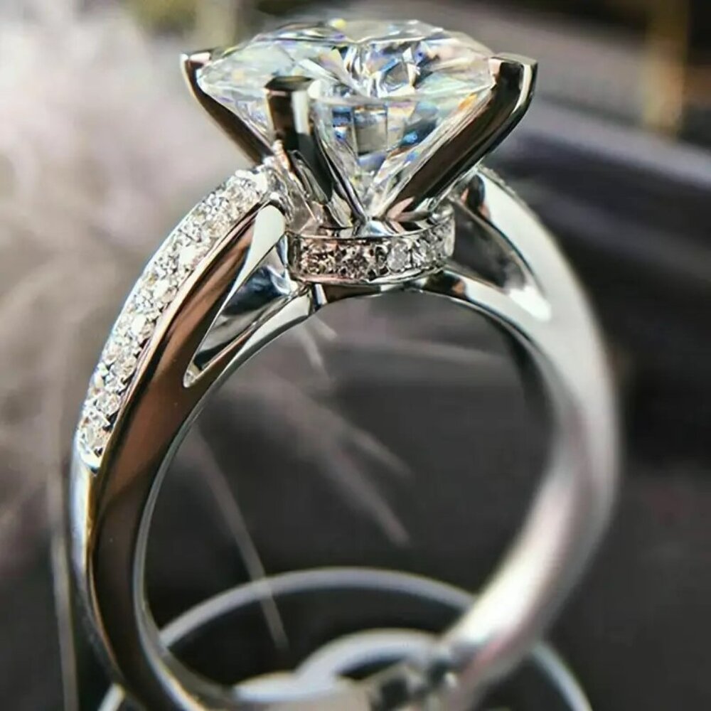 Elegant 2.5 Carat Lab Diamond Ring with Side Stones